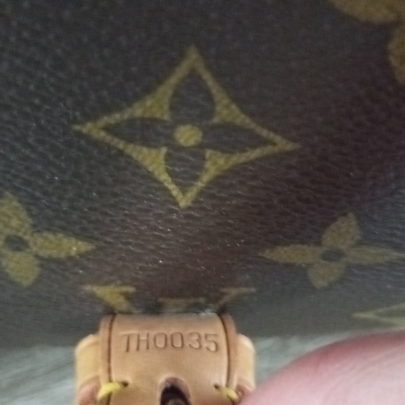 Authentic Vintage  Lv Sologne - Picture 5 of 16